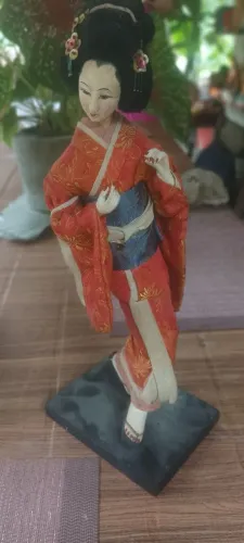 Boneca gueixa Retro 1969.
