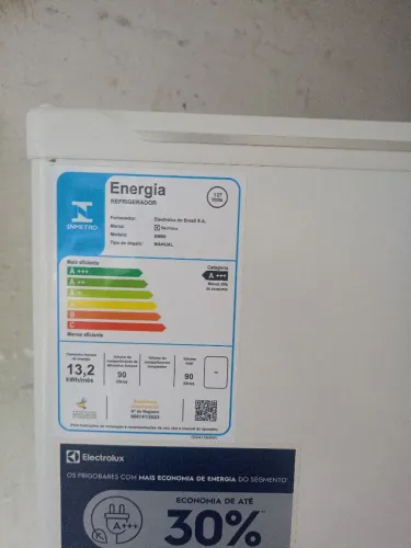 Frigobar Eletrolux 127v funcionando perfeitamente
