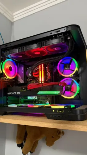 Pc gamer cpu rtx 5070 ti, 16gb ram, nvme 1,5gb 