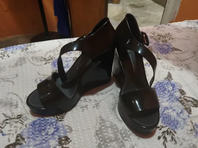 Salto plataforma preto Melissa Mar Wedge 32241