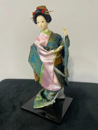 Boneca Japonesa Gueixa Tradicional Colecionável 30cm - Linda Peça Decorativa