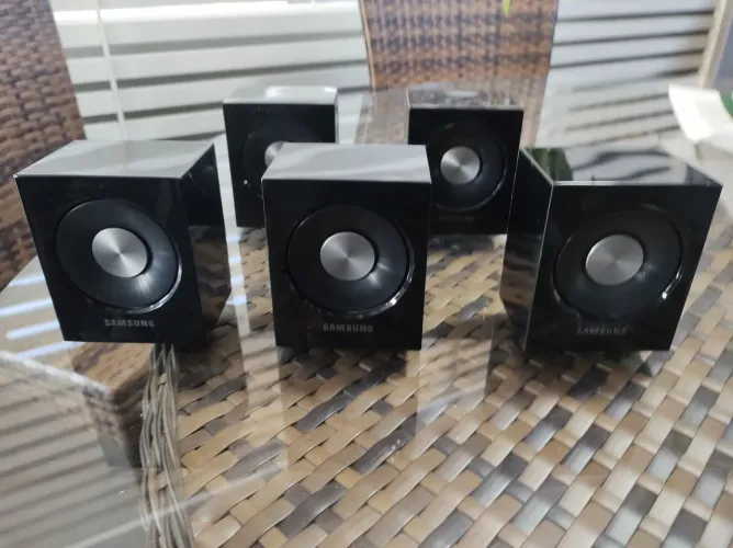 Caixas de hometeacher Samsung