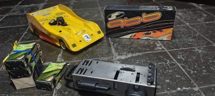 Automodelo Serpent 966
