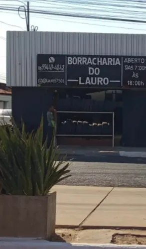 Alugo ponto comercial de esquina na avenida