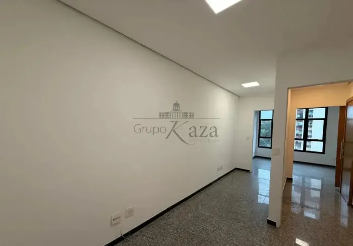 Oportunidade - Sala Comercial - Parque Residencial Aquarius - Edifício Comercial Medison T