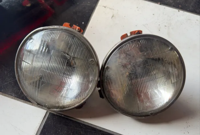 Par farol Opala