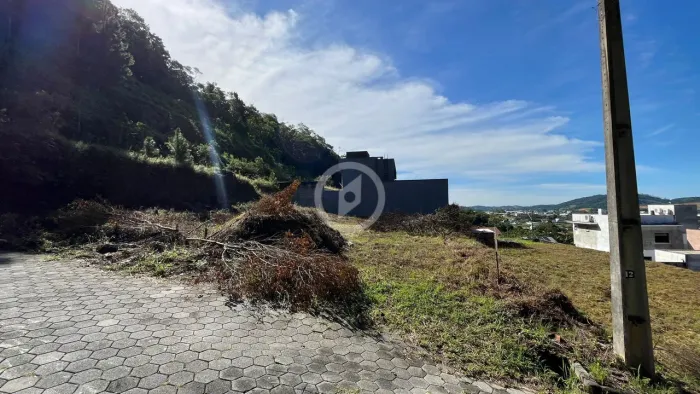 Terreno à venda no bairro Amizade - Guaramirim/SC