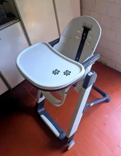 Cadeira de Alimentação Peg Pérego