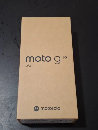 Moto G 35 5G na caixa