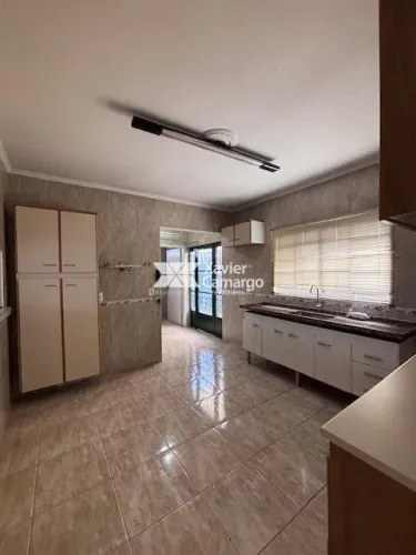 Casa com 3 quartos para locação no Jardim Mirassol - Rio Claro/SP