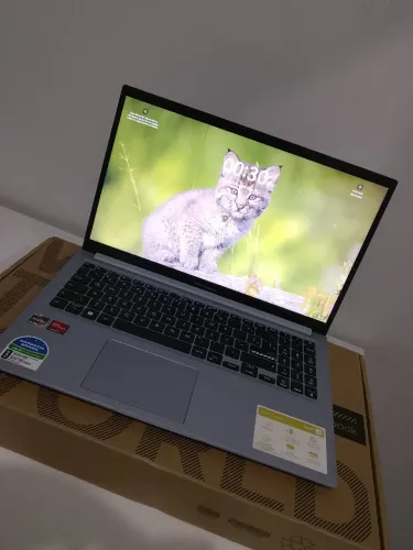 ASUS VIVOOK RYZEN 5