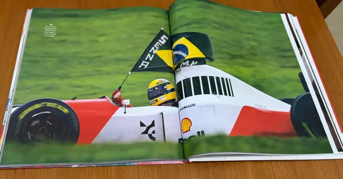 Livro Senna Para Sempre - A História do Maior Ídolo do Automobilismo