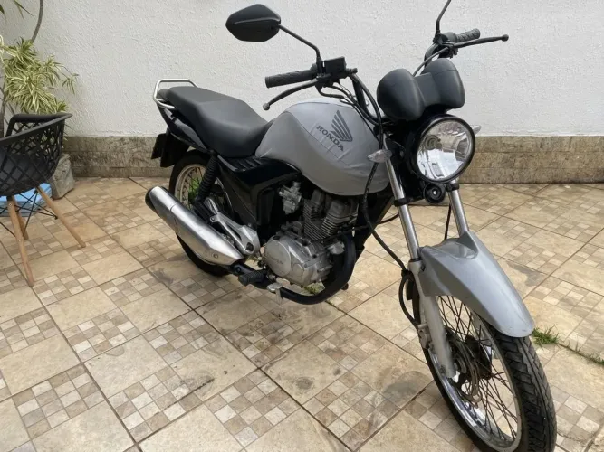 Honda Titan 150cc ano 2008 (start)