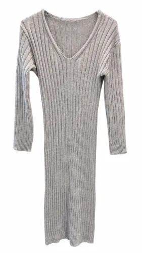Vestido de lã cinza