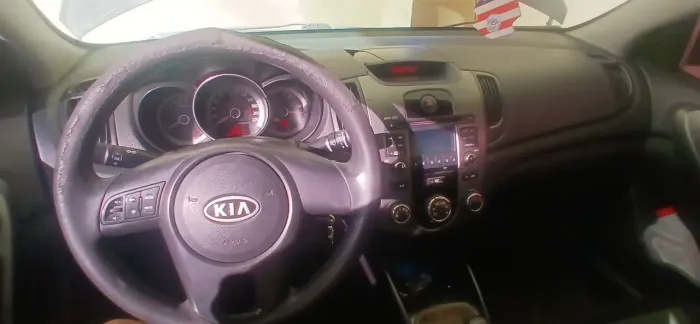 Kia Motors Cerato 1.6 16V Mec. 2011
