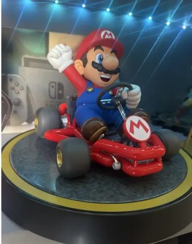 First 4 Figures Mario Kart: Estátua de Mario