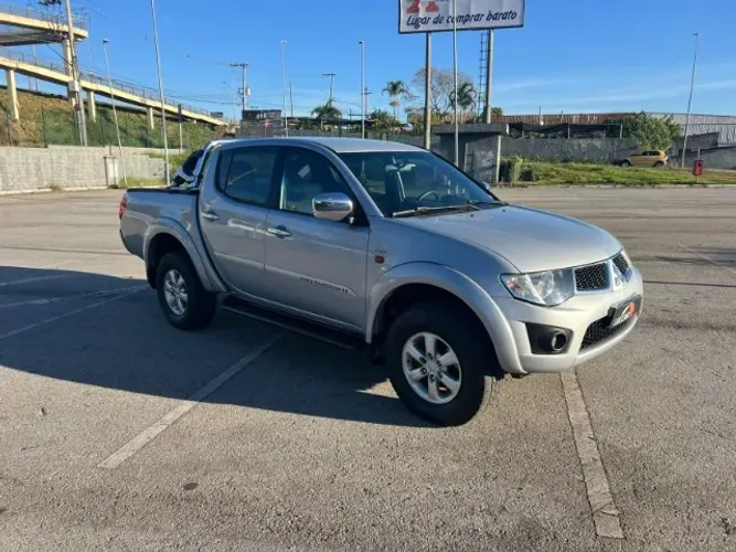 Mitsubishi L200 Triton HPE 3.2 CD TB Int.diesel AUT 2012