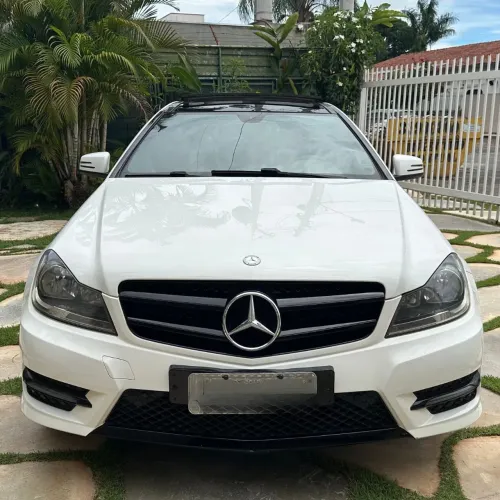 Mercedes-Benz C-180 CGI Coupe Sport 1.6 TB 16V Aut. 2015