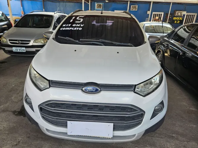 Ford Ecosport Freestyle 1.6 16V Flex 5P 2015