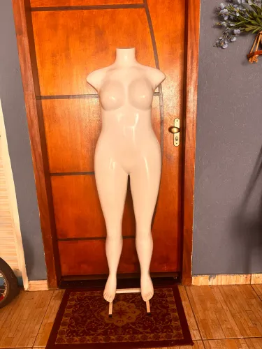 Manequim plus size