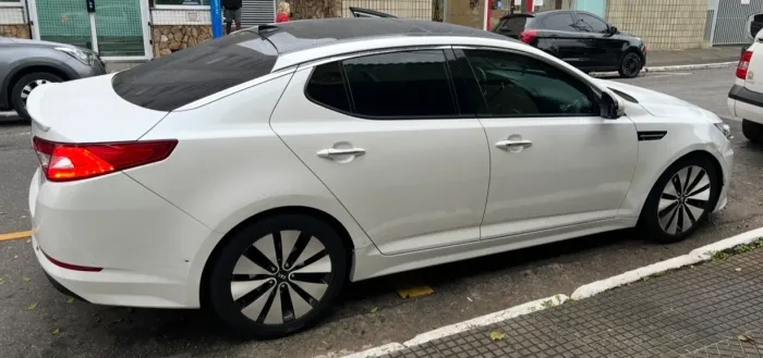 Kia Motors Optima 2.4 16V 180cv Aut. 2013