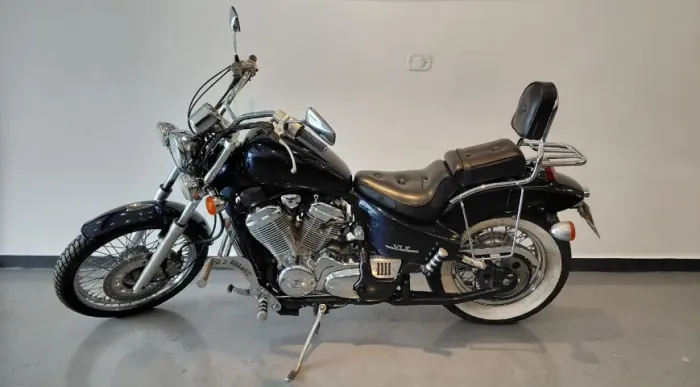 VENDO, TROCO E FINANCIO HONDA VT 600 SHADOW 2003