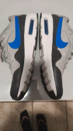 Vendo um tênis semi novo Nike original
