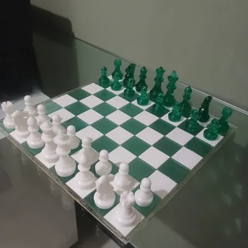 Tabuleiro e peças de Xadrez - Resina