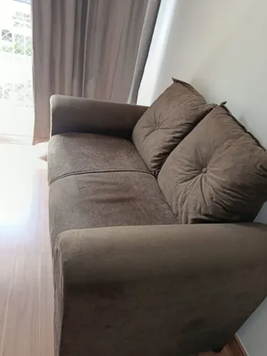 Sofa 2 lugares marrom