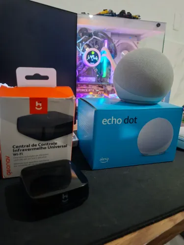 Vendo Alexa 4° geração com controle universal infravermelho 