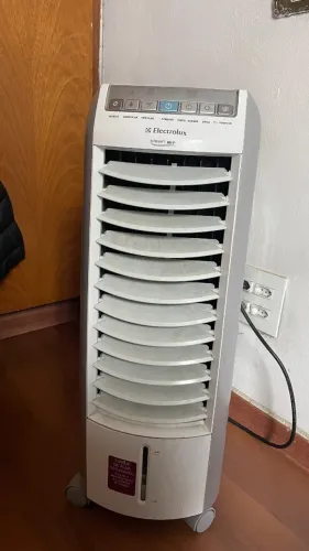 Aquecedor, Umidificador e Climatizador de Ar Electrolux Clean Air (Com Rodas)