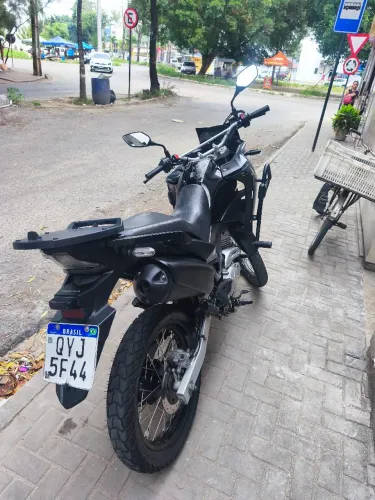 XRE muito nova