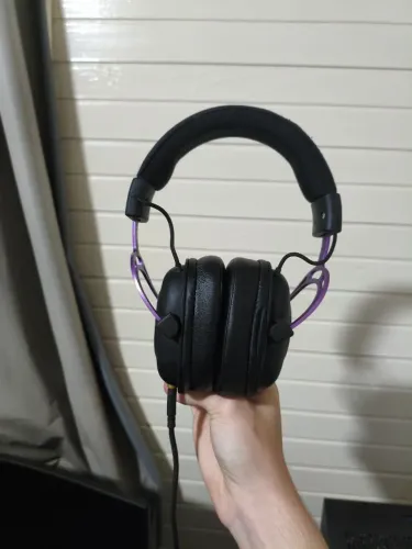 HEADSET GAMER POR R$200,00
