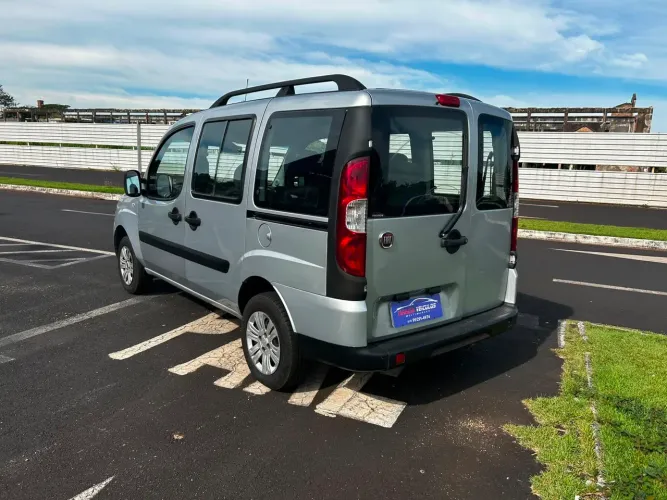 Fiat Doblo Essence 1.8 Flex 16V 5P 2014
