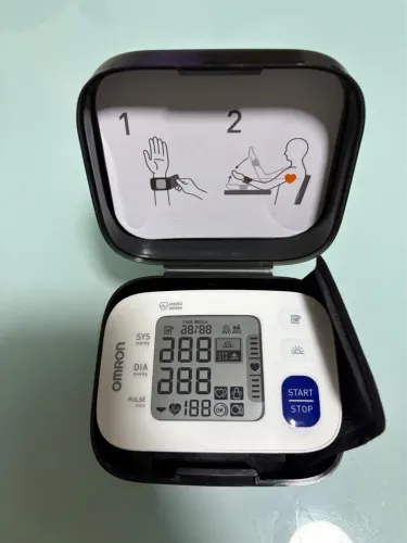 Aferidor de pressão OMRON(Praticamente sem uso)
