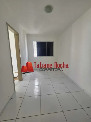 Alugo excelente apartamento no Condomínio Santana Tower II.