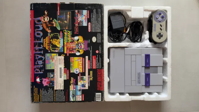 Super Nintendo (SNES) Fat Original na Caixa - Relíquia p/ Colecionador