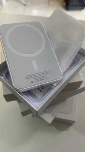 ? POWER BANK MAGSAFE - 5.000mAh ?!