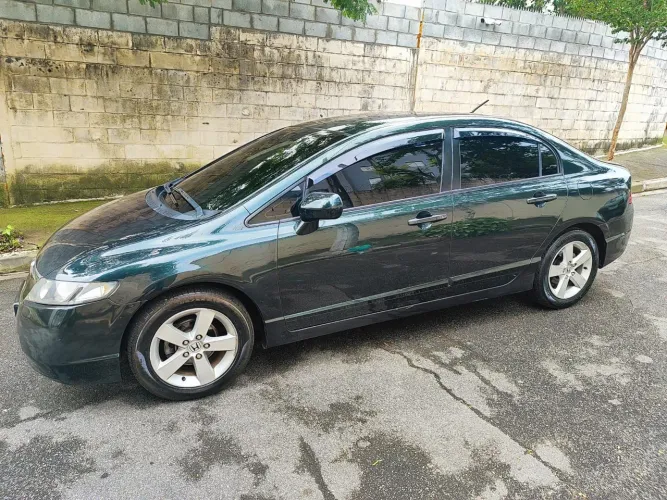 Honda Civic Sedan LXS 1.8/1.8 Flex 16V Aut. 4P 2007