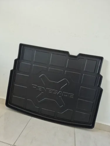 Protetor de porta malas Renegade