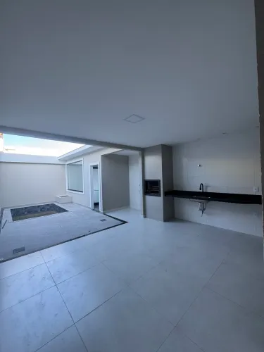 Duplex independente com 03 quartos em Barra de São João
