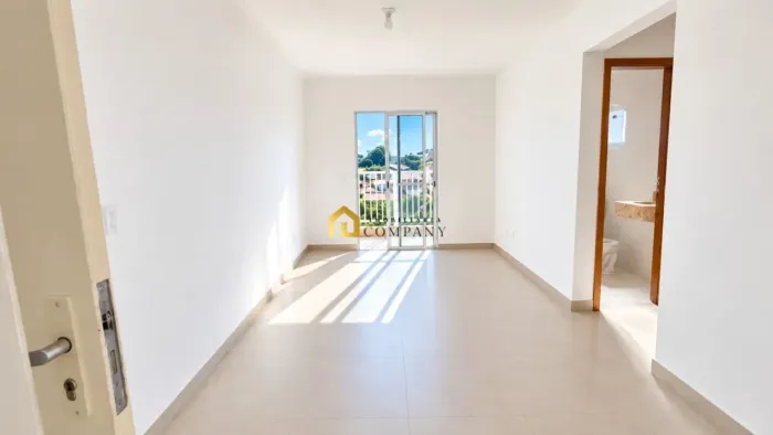 Ed. Residencial Márcia Regina IV - Apartamento no Ed. Residencial Márcia Regina IV - Soroc