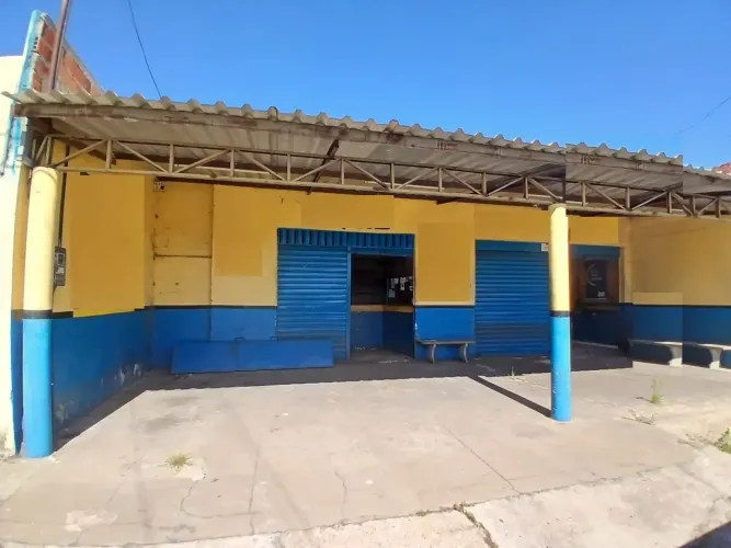 Imóvel para aluguel e venda tem 270 metros quadrados em Buenos Aires - Teresina - PI