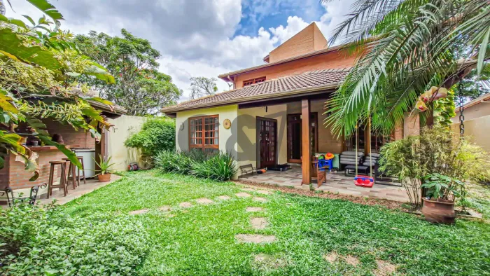 Sobrado - 3 Dormitórios (2 Suítes) à Venda ou para Alugar na Granja Julieta - São Paulo/SP