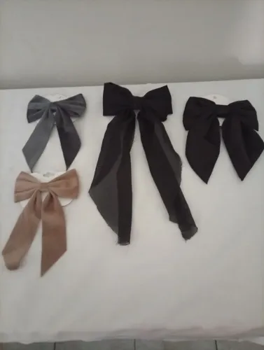 4 Laços pra Cabelo Veludo e Cetim