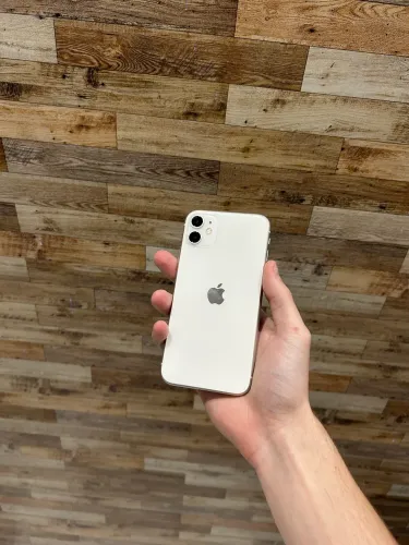 Iphone 11 - 64GB - Branco - 71%