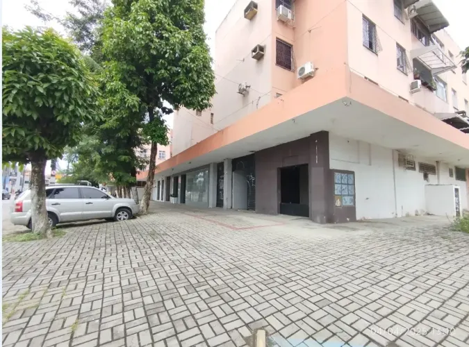 ALUGA-SE LOJA COMERCIAL COM 02 SALAS NA AV. JOÃO PESSOA