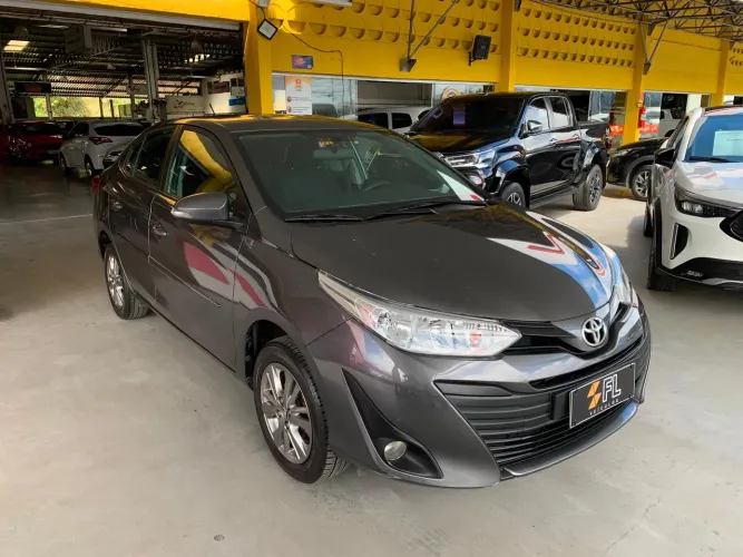 Toyota Yaris XL Live Sedan 1.5 Flex 16V 4P AUT 2021