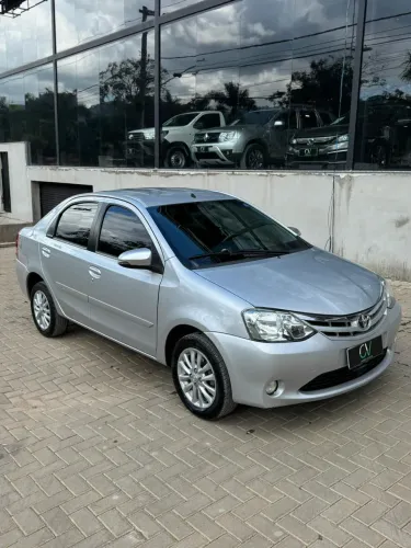 Toyota Etios XLS 1.5 Flex 16V 5P Mec. 2016