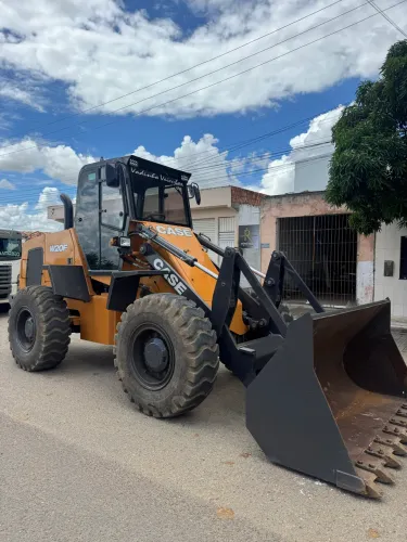 Carregadeira case w20f